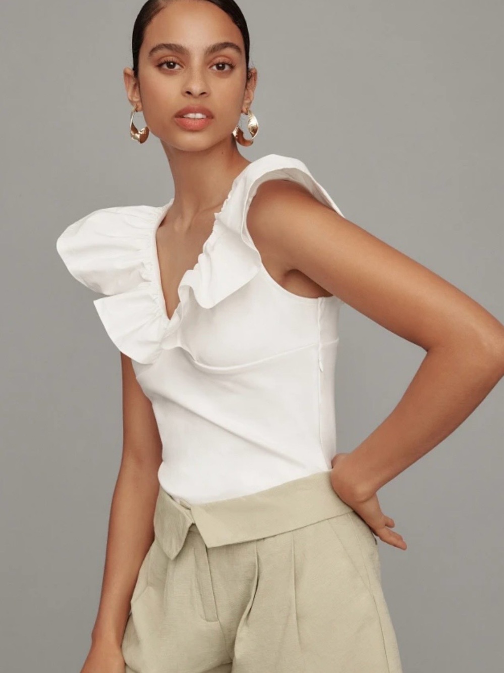 Anthropologie Dolan White Ruffle V-Neck Sleeveless Top Size Medium